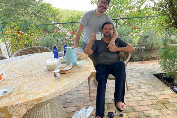 https://www.opovo.com.br/noticias/brasil/2021/03/22/apos-receber-alta--geraldo-luis-celebra-a-cura-da-covid-em-cafe-da-manha-com-o-filho.html