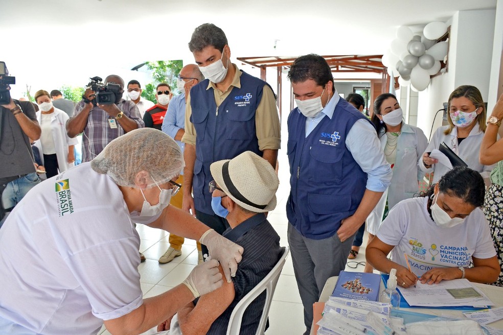 https://imirante.com/sao-luis/noticias/2021/03/01/vacinacao-em-sao-luis-veja-quem-toma-a-vacina-nesta-segunda-e-nos-proximos-dias.shtml